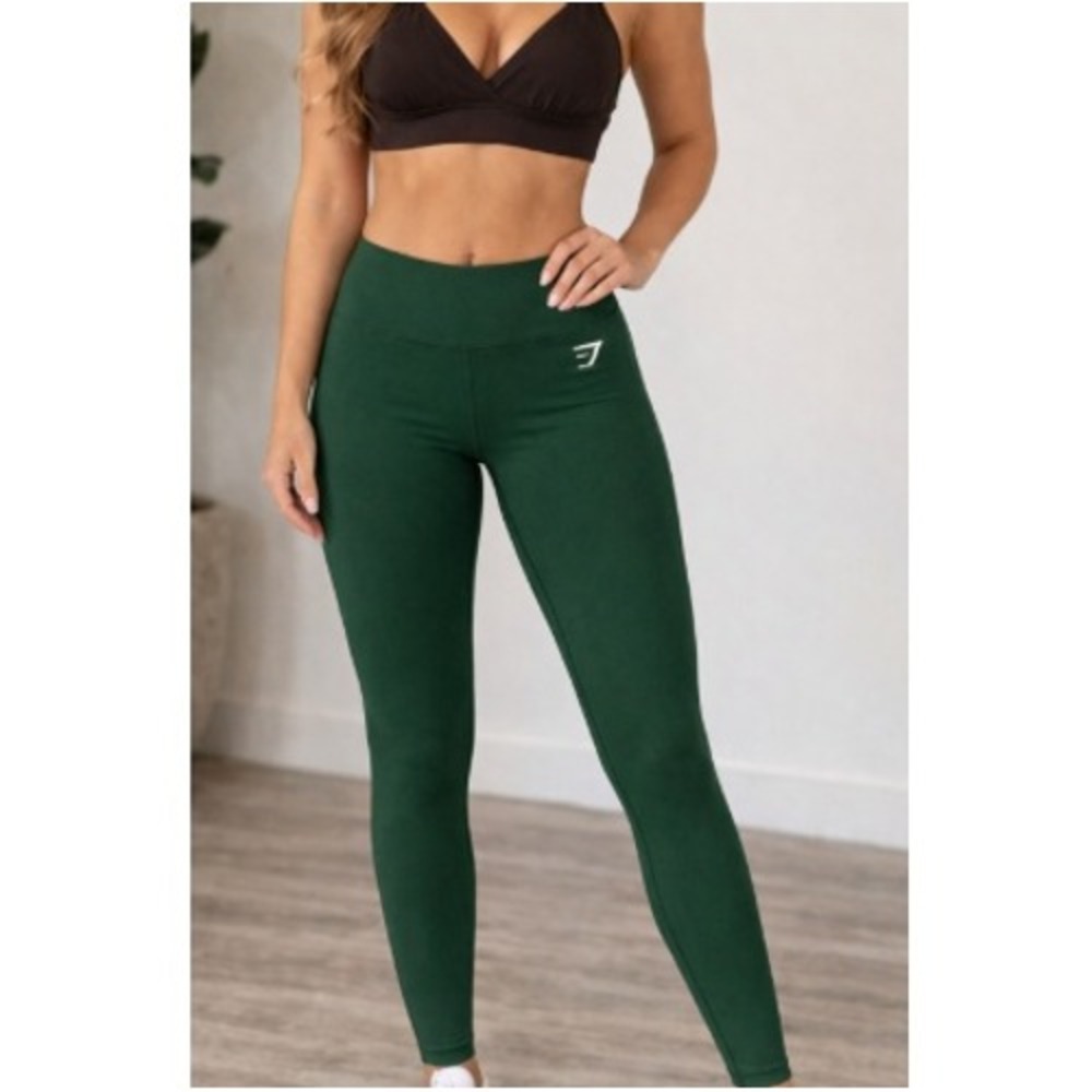 Gymshark Women's Green‎ Body Fit Everyday Seamless Athletic Leggings Size S NWT